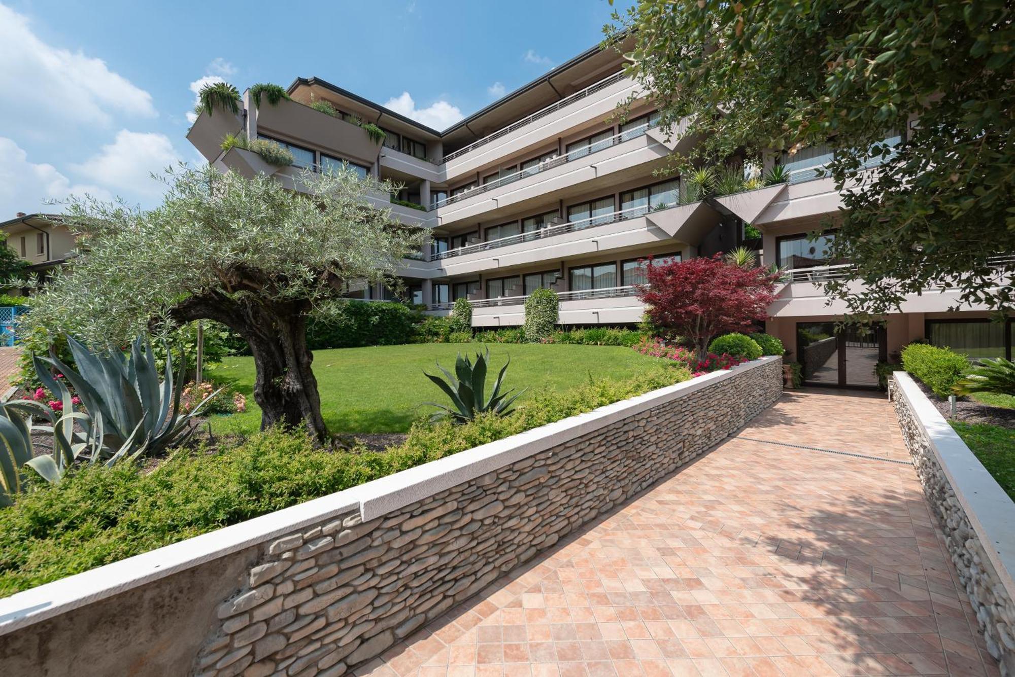 Il Sogno Apartments Desenzano del Garda Exterior foto